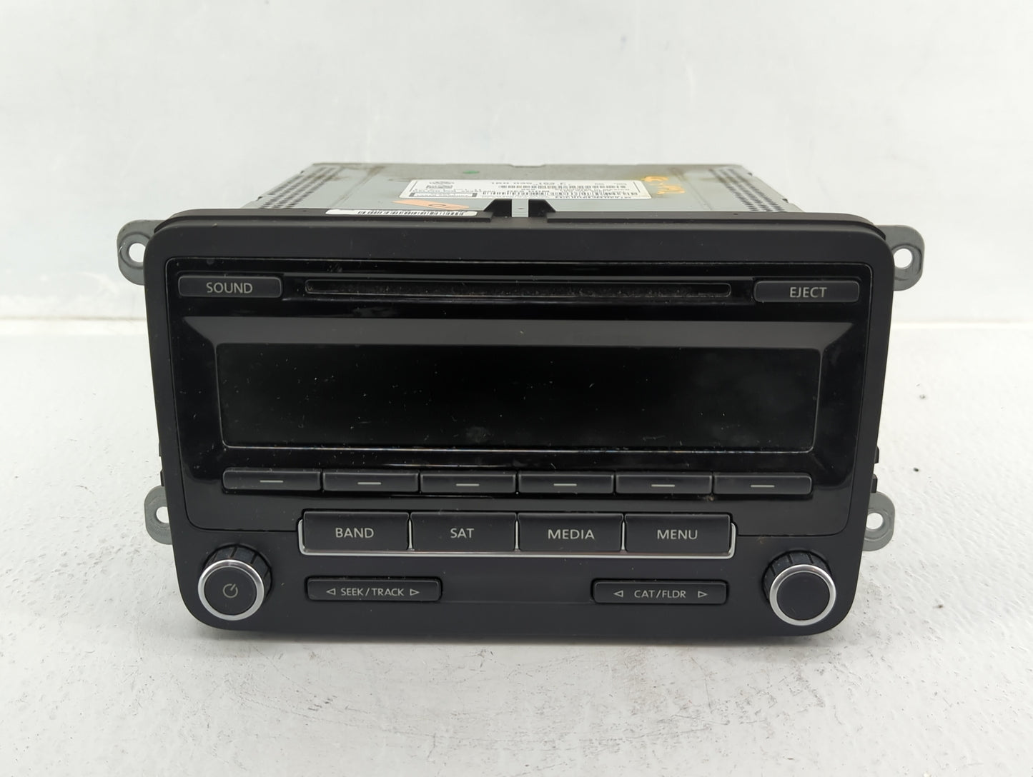2014-2014 Volkswagen Jetta Am Fm Cd Player Radio Receiver - Oemusedautoparts1.com