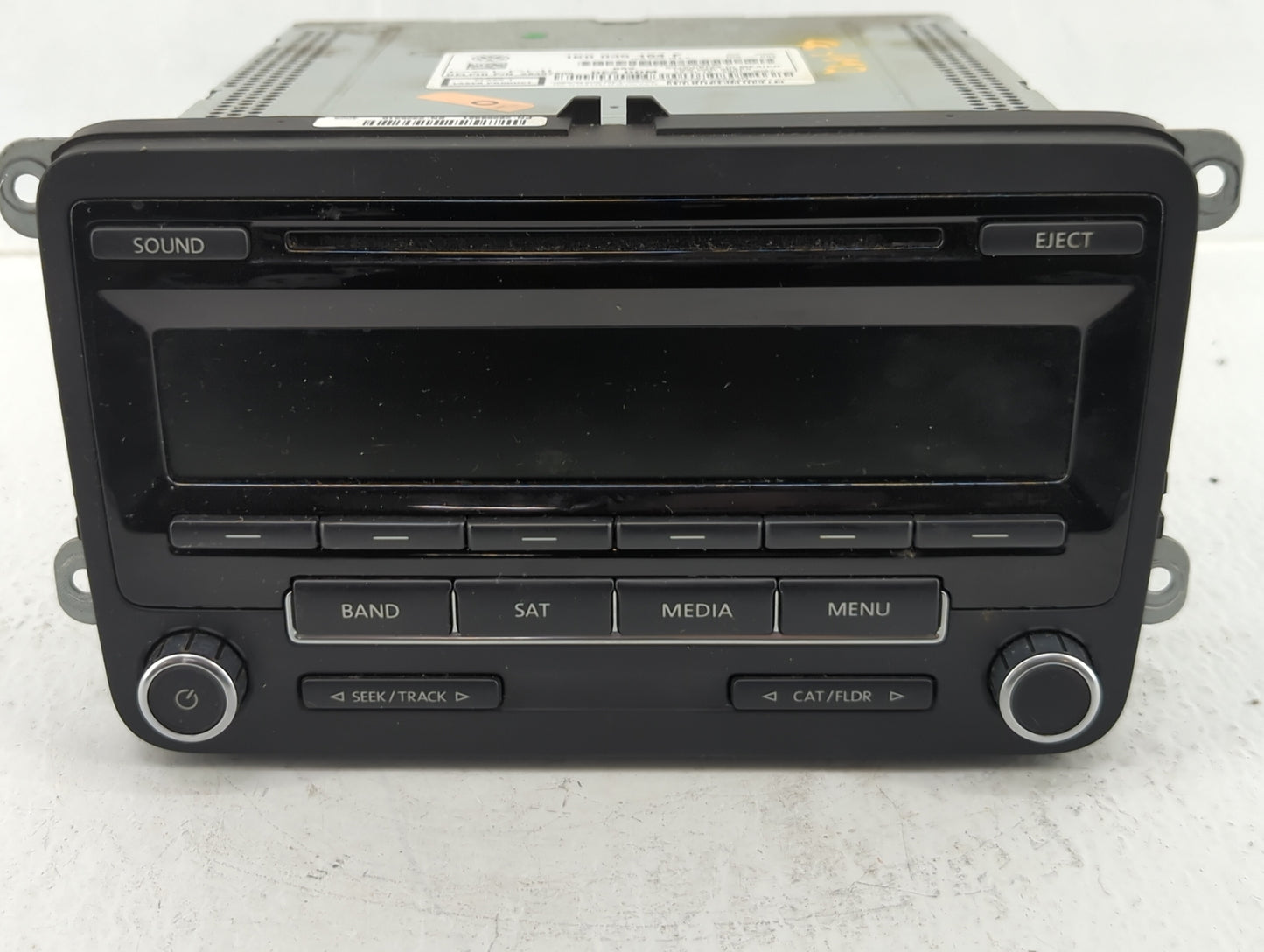 2014-2014 Volkswagen Jetta Am Fm Cd Player Radio Receiver - Oemusedautoparts1.com