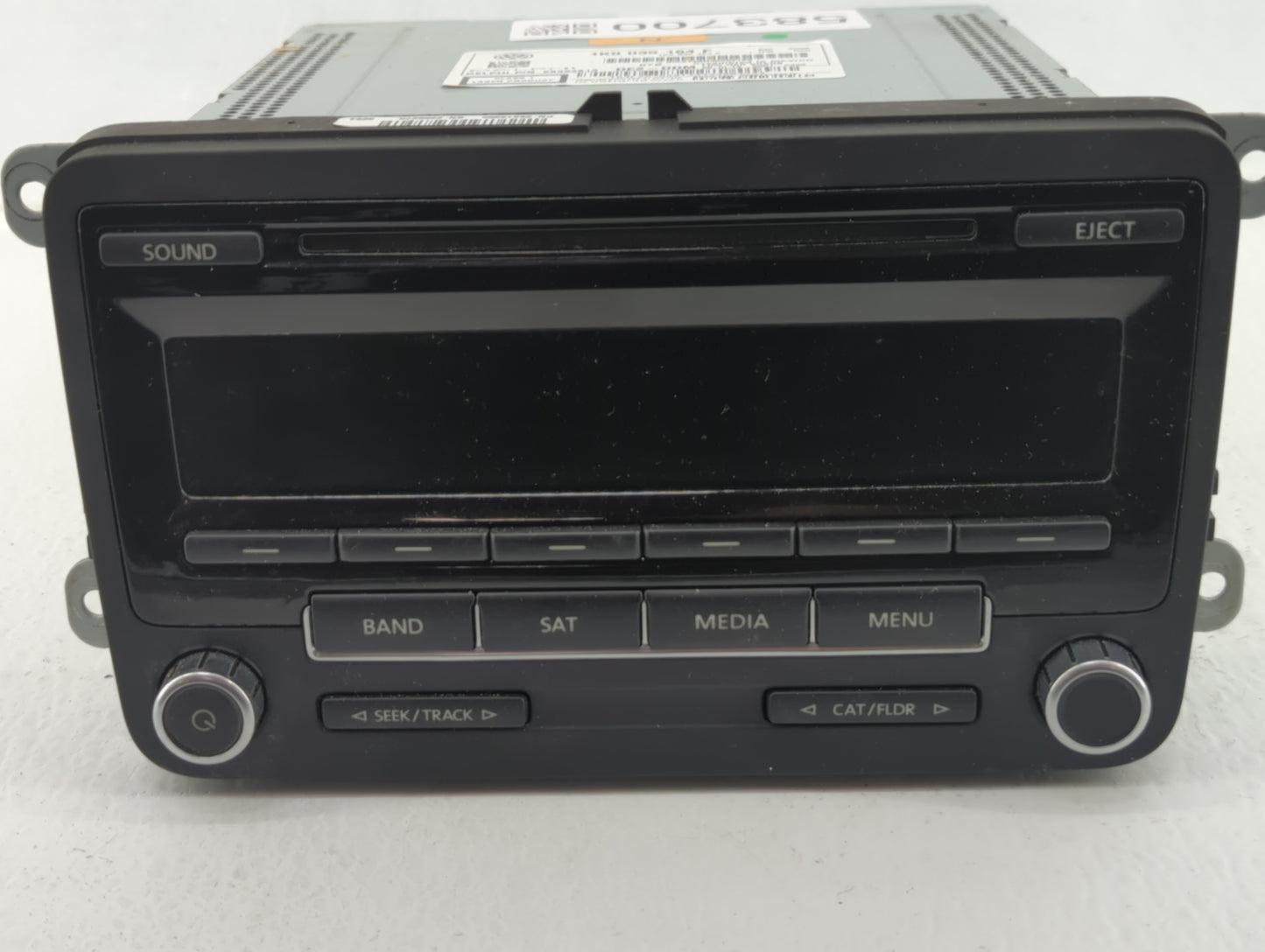 2014-2014 Volkswagen Jetta Am Fm Cd Player Radio Receiver - Oemusedautoparts1.com
