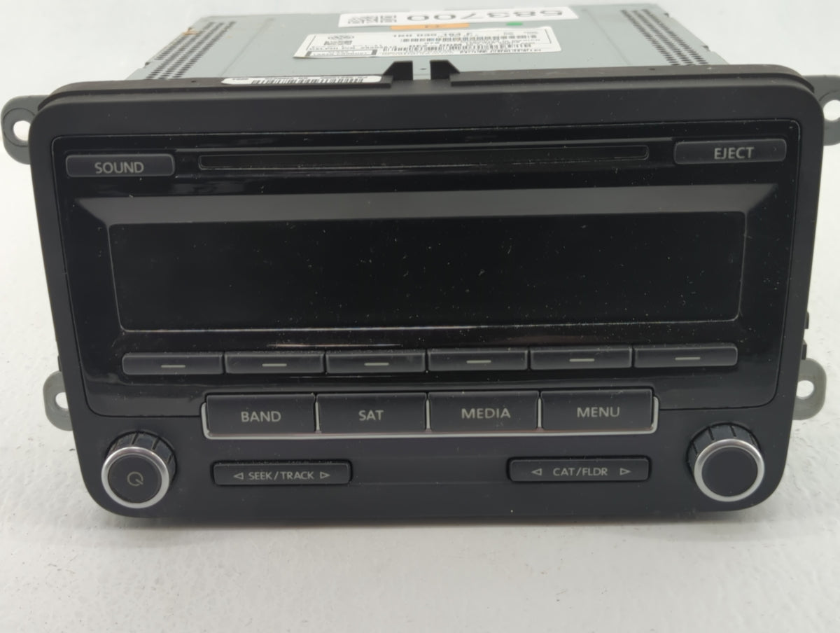 2014-2014 Volkswagen Jetta Am Fm Cd Player Radio Receiver 583700 - Oemusedautoparts1.com