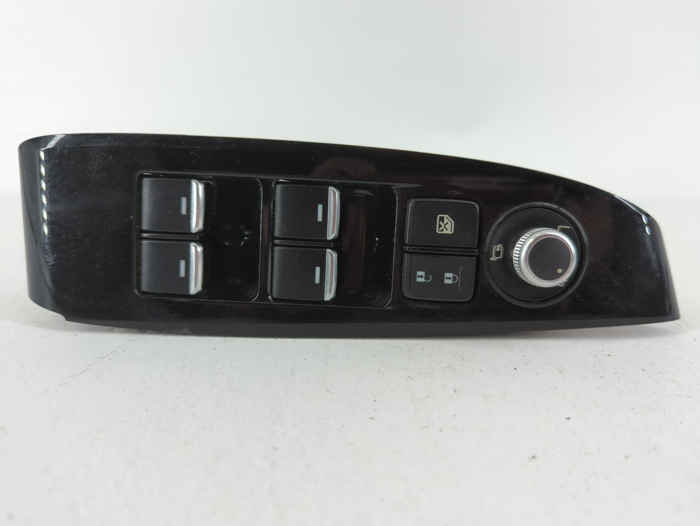 2011-2018 Volkswagen Jetta Master Power Window Switch Replacement Driver Side Left P/N:5C7 867 255 CD Fits OEM Used Auto Par