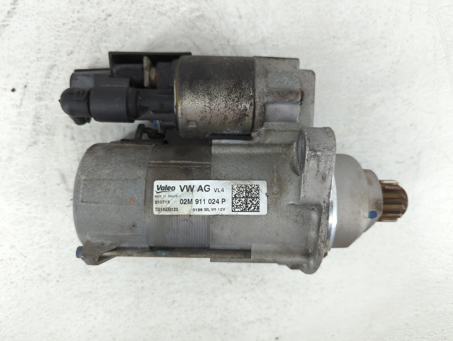 2005-2014 Volkswagen Jetta Car Starter Motor Solenoid OEM P/N:02M 911 024 P Fits OEM Used Auto Parts - Oemusedautoparts1.com