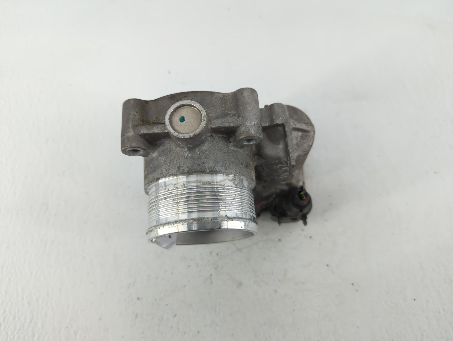 2014-2017 Volkswagen Jetta Throttle Body P/N:06K 133 062 D Fits Fits 2014 2015 2016 2017 OEM Used Auto Parts - Oemusedautopa