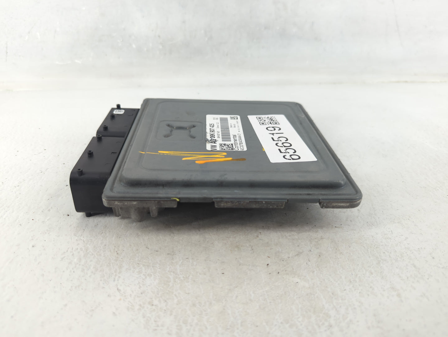 2014 Volkswagen Jetta PCM Engine Control Computer ECU ECM PCU OEM P/N:06K 906 907 425 Fits OEM Used Auto Parts - Oemusedauto