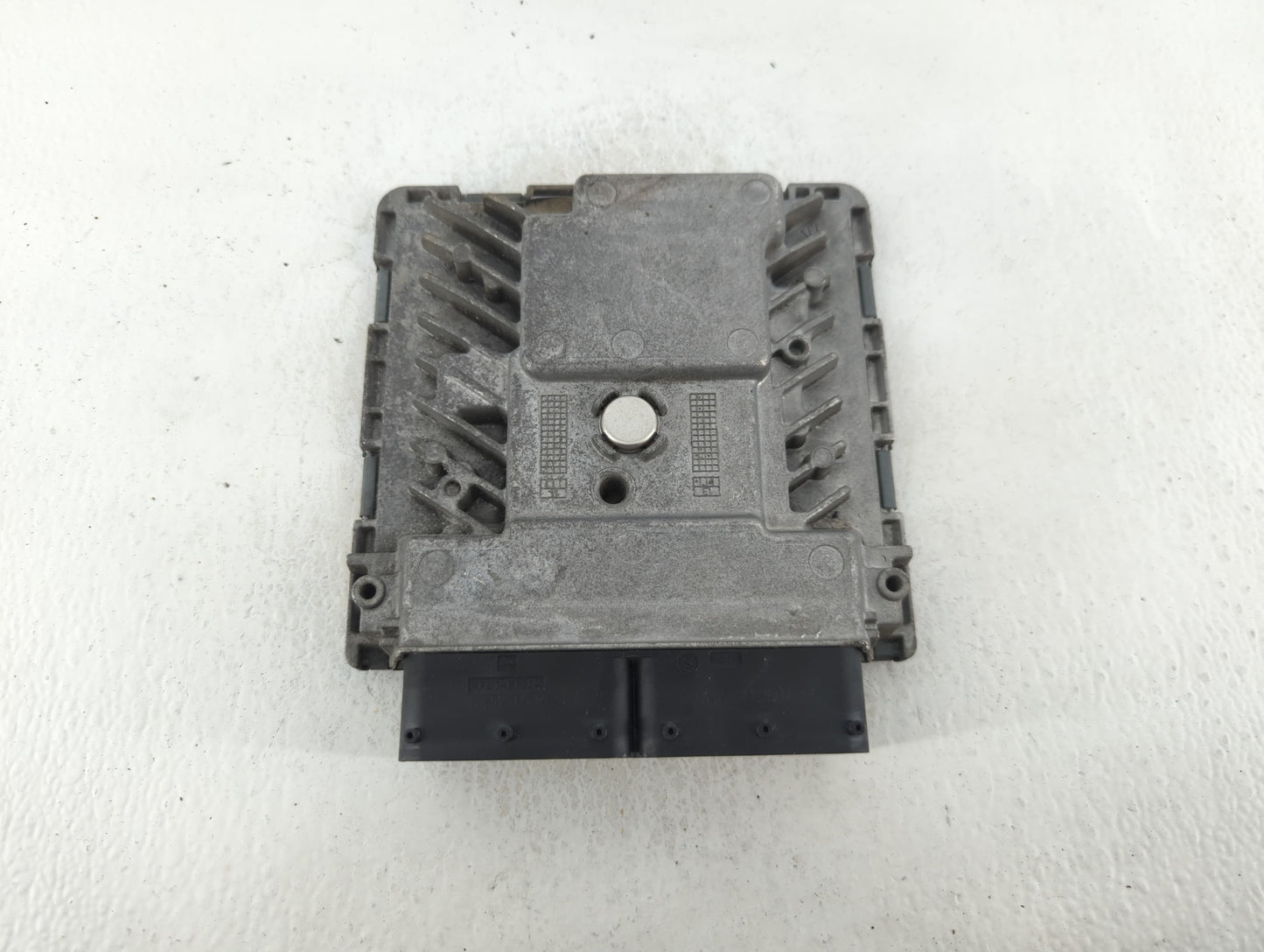 2014 Volkswagen Jetta PCM Engine Control Computer ECU ECM PCU OEM P/N:06K 906 907 425 Fits OEM Used Auto Parts - Oemusedauto