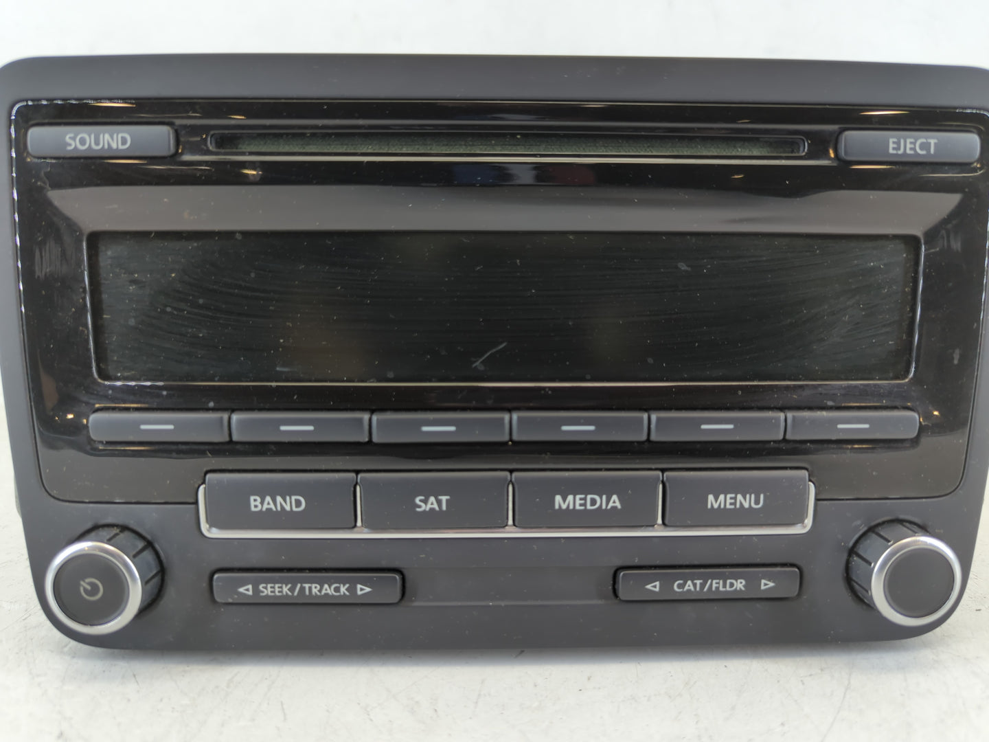 2014-2014 Volkswagen Jetta Am Fm Cd Player Radio Receiver - Oemusedautoparts1.com