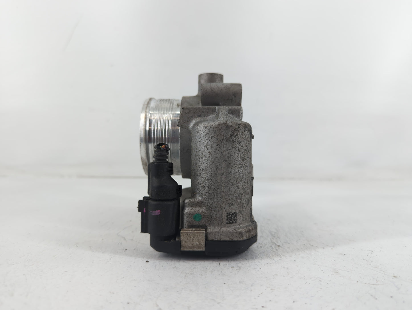 2014 Volkswagen Jetta Throttle Body P/N:06K 133 062 D Fits OEM Used Auto Parts - Oemusedautoparts1.com