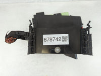2010-2014 Volkswagen Jetta Fusebox Fuse Box Panel Relay Module P/N:E00004440 Fits OEM Used Auto Parts - Oemusedautoparts1.co
