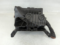 2010-2014 Volkswagen Jetta Fusebox Fuse Box Panel Relay Module P/N:E00004440 Fits OEM Used Auto Parts - Oemusedautoparts1.co