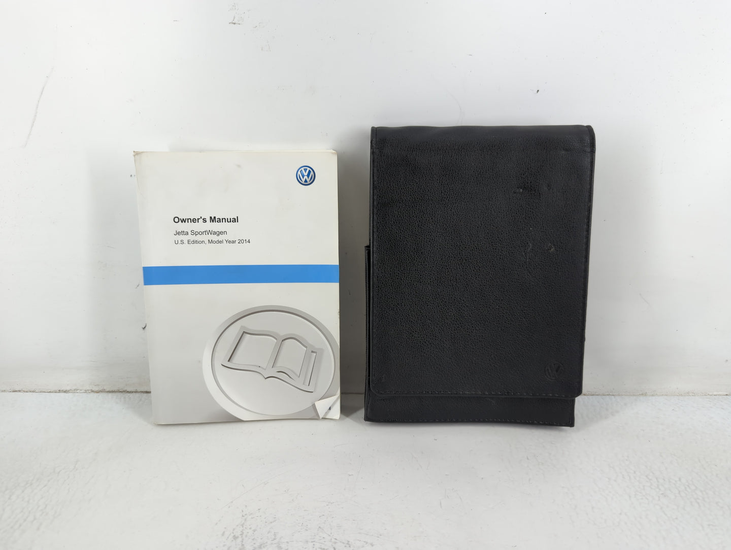 2014 Volkswagen Jetta Owners Manual Book Guide P/N:1415U1JV621 OEM Used Auto Parts - Oemusedautoparts1.com