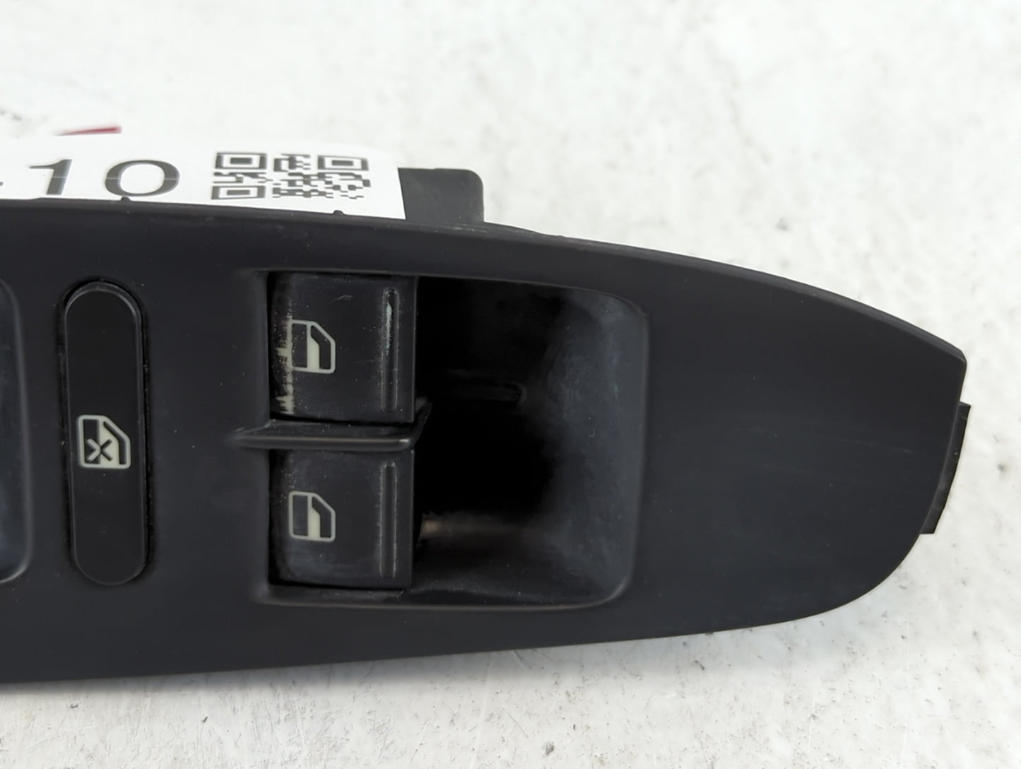 2005-2018 Volkswagen Jetta Master Power Window Switch Replacement Driver Side Left P/N:6100 Fits OEM Used Auto Parts - Oemus
