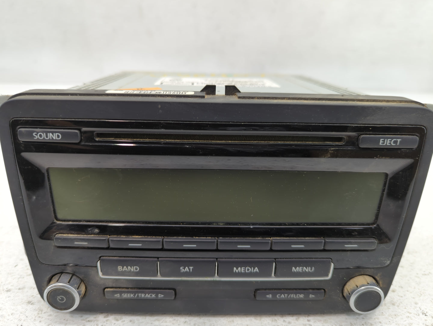 2014-2014 Volkswagen Jetta Am Fm Cd Player Radio Receiver - Oemusedautoparts1.com