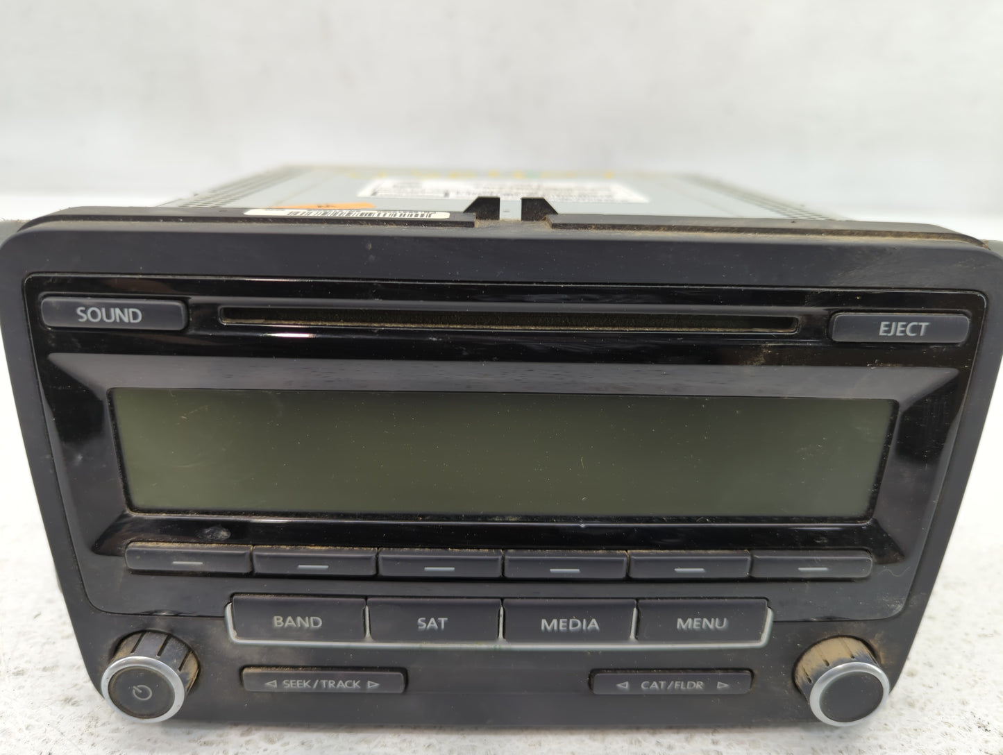 2014-2014 Volkswagen Jetta Am Fm Cd Player Radio Receiver - Oemusedautoparts1.com
