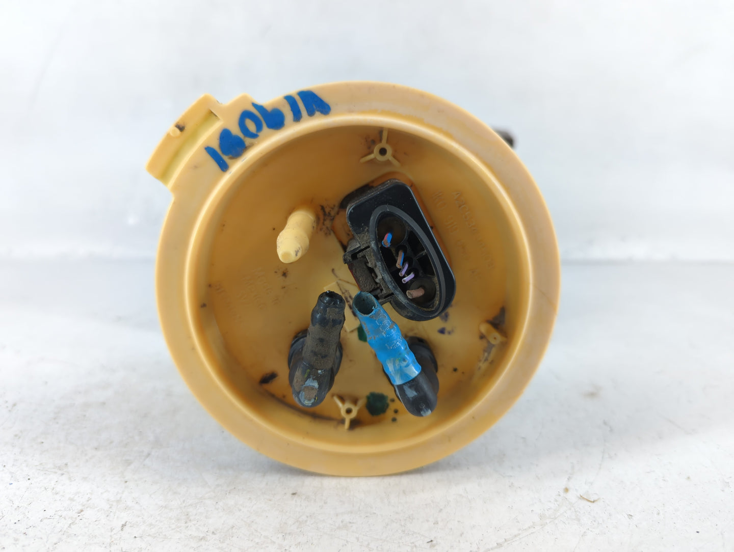 2009-2014 Volkswagen Jetta Electrical Gas Fuel Pump Assembly 720309 - Oemusedautoparts1.com