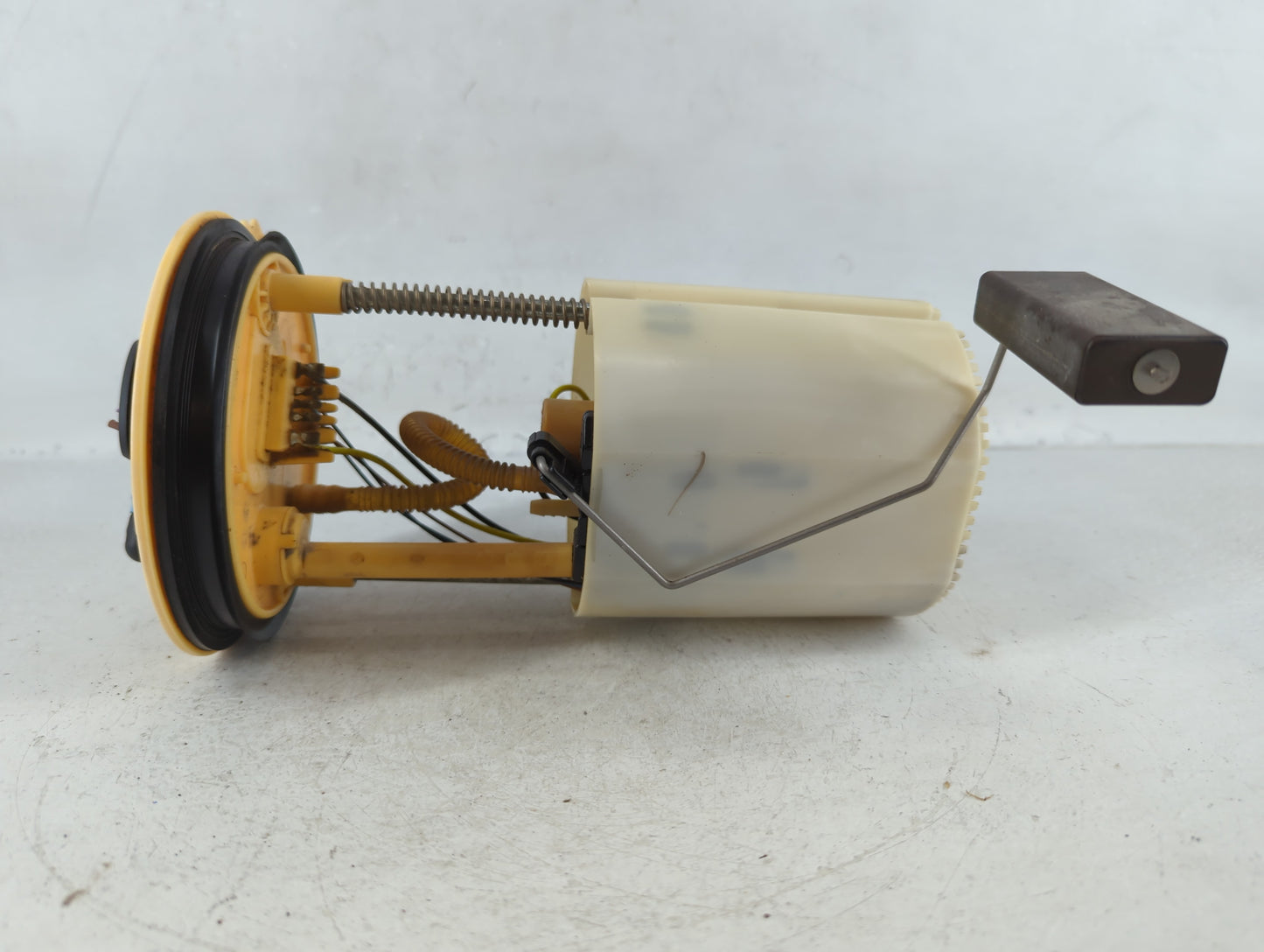 2009-2014 Volkswagen Jetta Electrical Gas Fuel Pump Assembly 720309 - Oemusedautoparts1.com