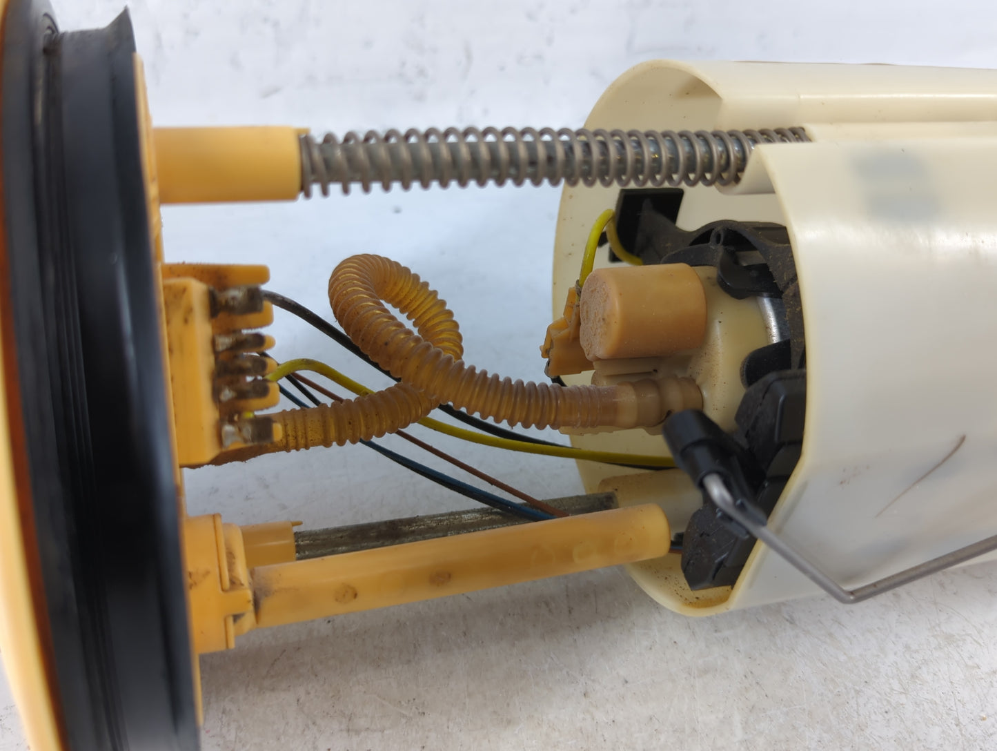 2009-2014 Volkswagen Jetta Electrical Gas Fuel Pump Assembly 720309 - Oemusedautoparts1.com