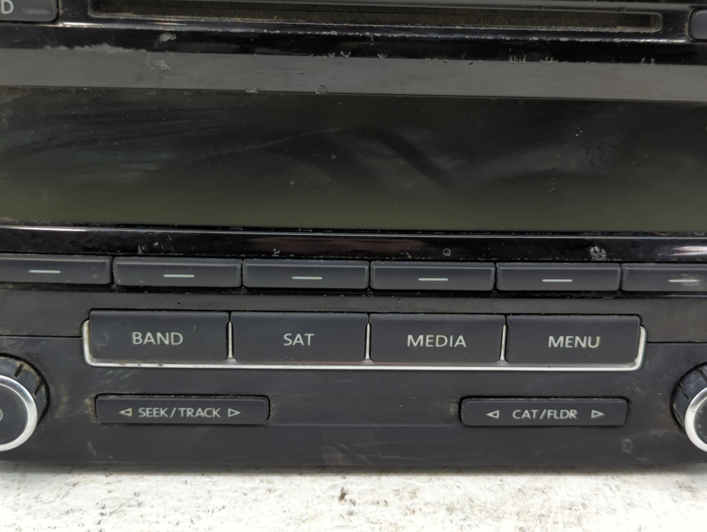 2014-2014 Volkswagen Jetta Am Fm Cd Player Radio Receiver - Oemusedautoparts1.com