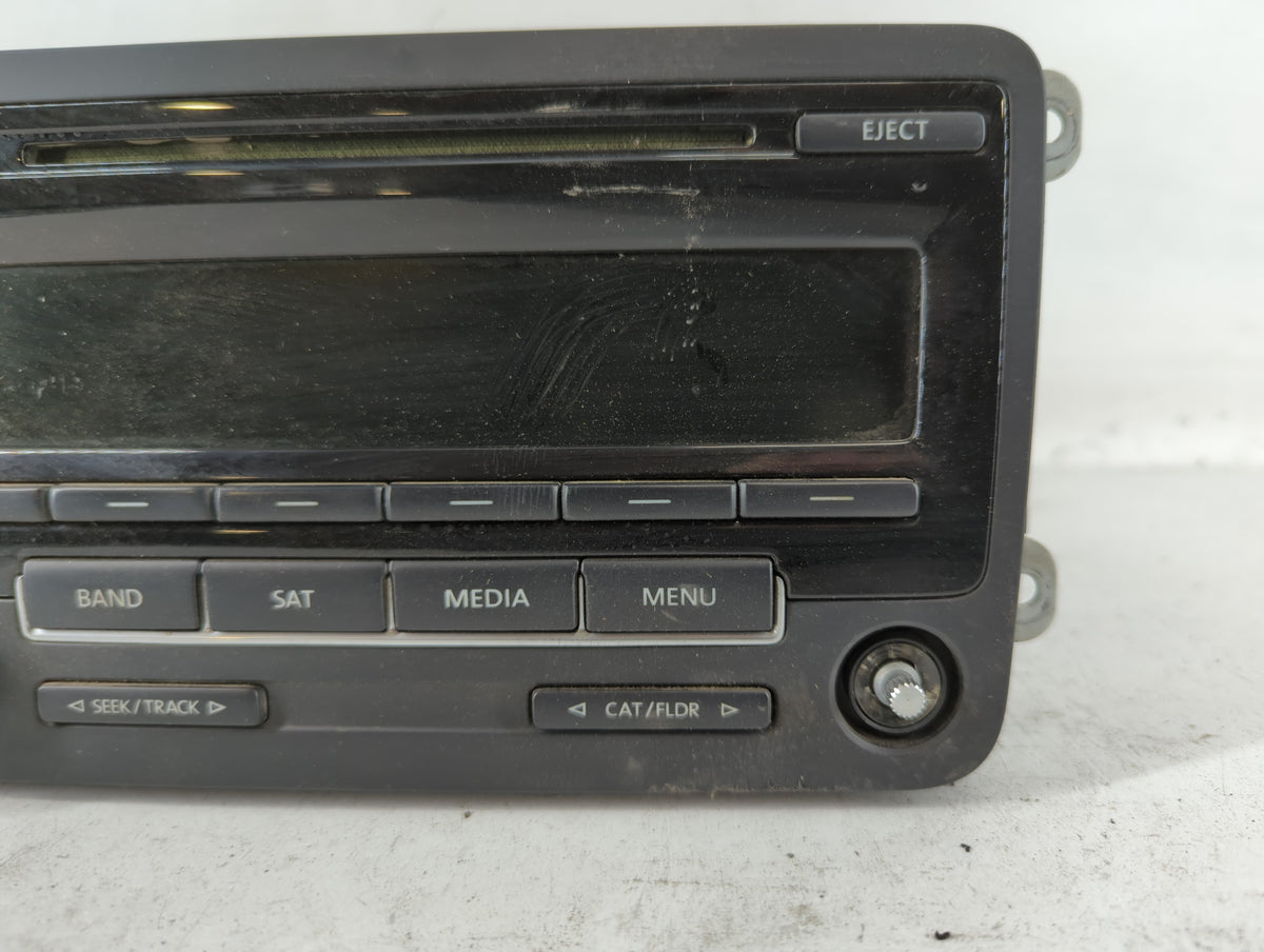 2011-2014 Volkswagen Jetta Am Fm Cd Player Radio Receiver 727040 - Oemusedautoparts1.com
