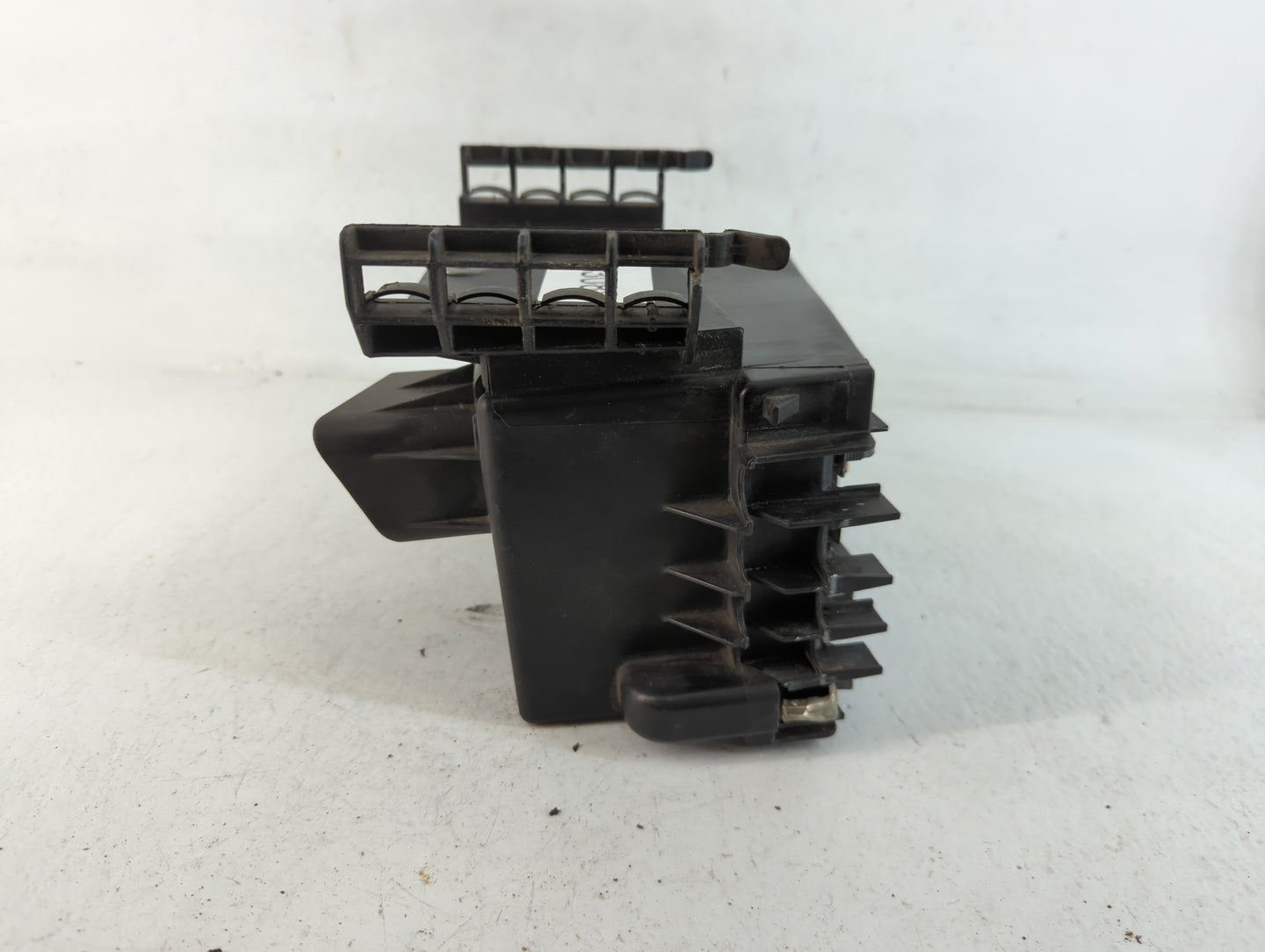 2010-2014 Volkswagen Jetta Fusebox Fuse Box Panel Relay Module Fits Fits 2010 2011 2012 2013 2014 2015 2016 2017 2018 2019 2