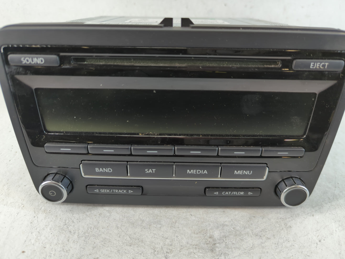 2014-2014 Volkswagen Jetta Am Fm Cd Player Radio Receiver - Oemusedautoparts1.com