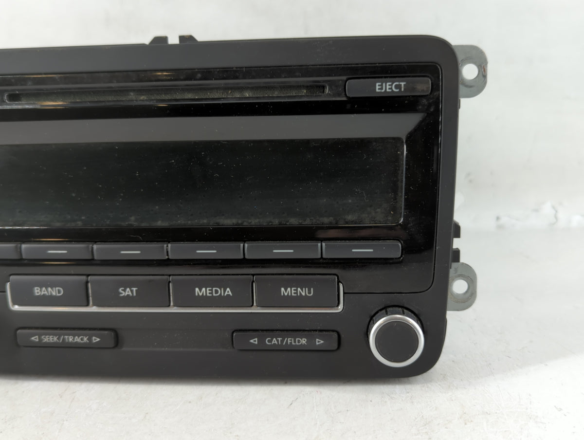 2011-2014 Volkswagen Jetta Am Fm Cd Player Radio Receiver 767132 - Oemusedautoparts1.com