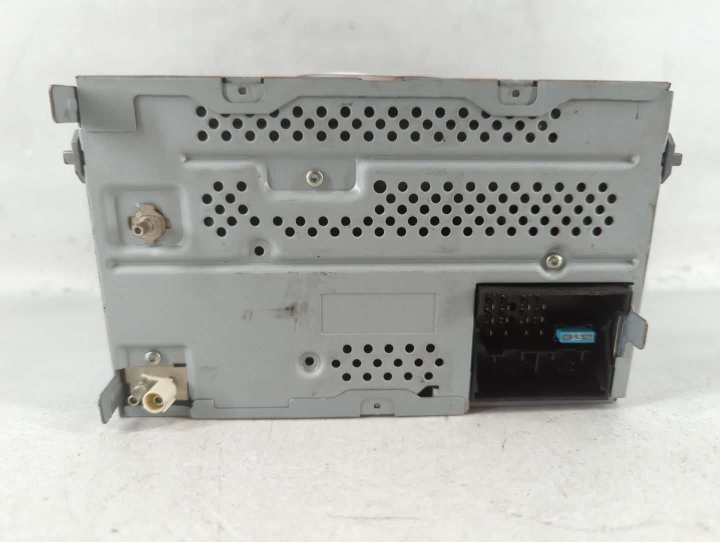 2011-2014 Volkswagen Jetta Am Fm Cd Player Radio Receiver - Oemusedautoparts1.com