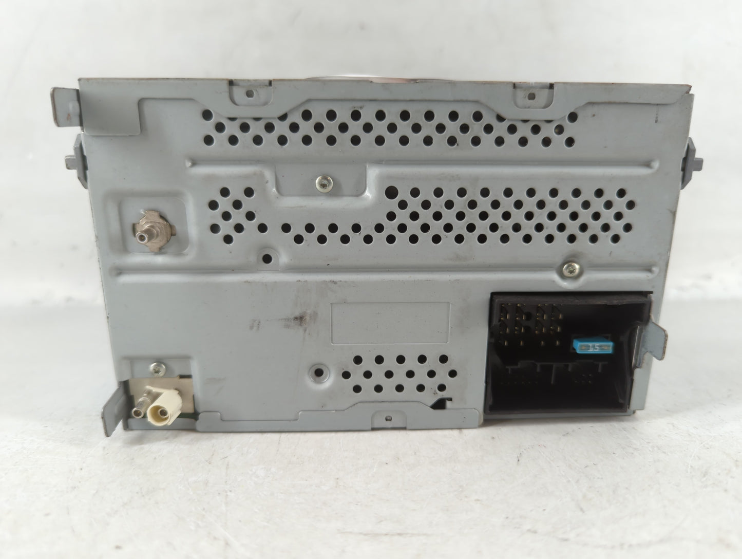 2011-2014 Volkswagen Jetta Am Fm Cd Player Radio Receiver - Oemusedautoparts1.com