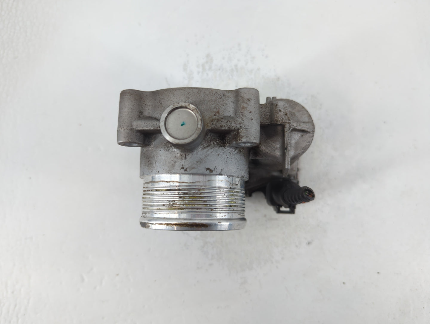 2014-2017 Volkswagen Jetta Throttle Body P/N:06K 133 062 D Fits Fits 2014 2015 2016 2017 OEM Used Auto Parts - Oemusedautopa