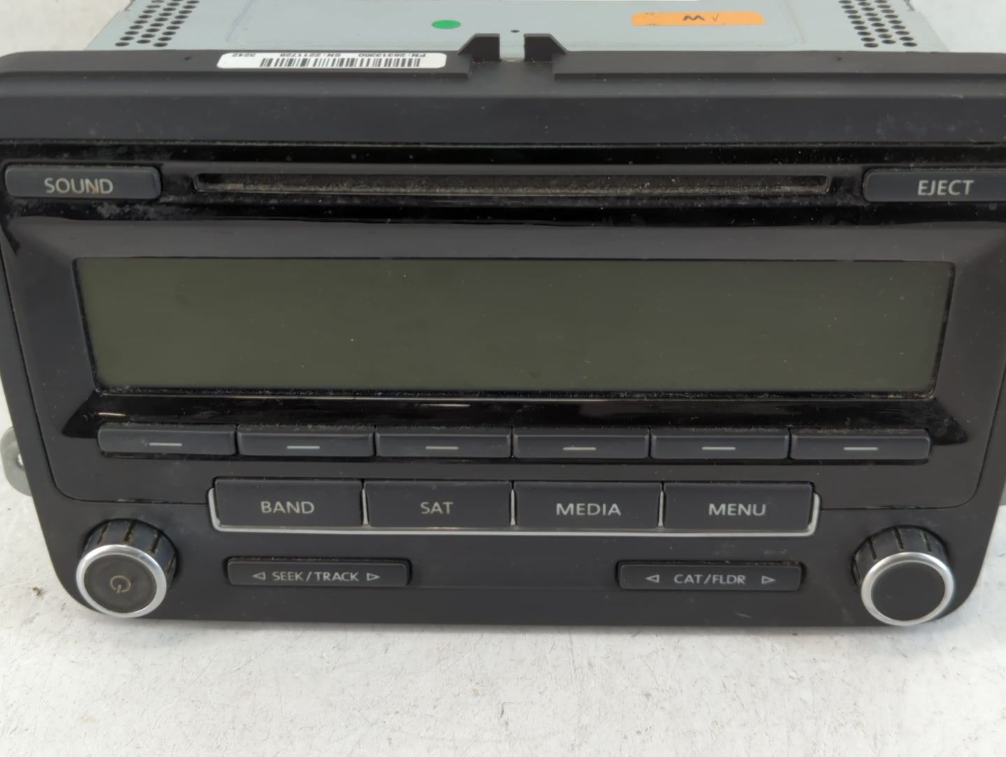 2014 Volkswagen Jetta Radio AM FM Cd Player Receiver Replacement P/N:1K0 035 164 F Fits Fits 2013 2015 OEM Used Auto Parts -
