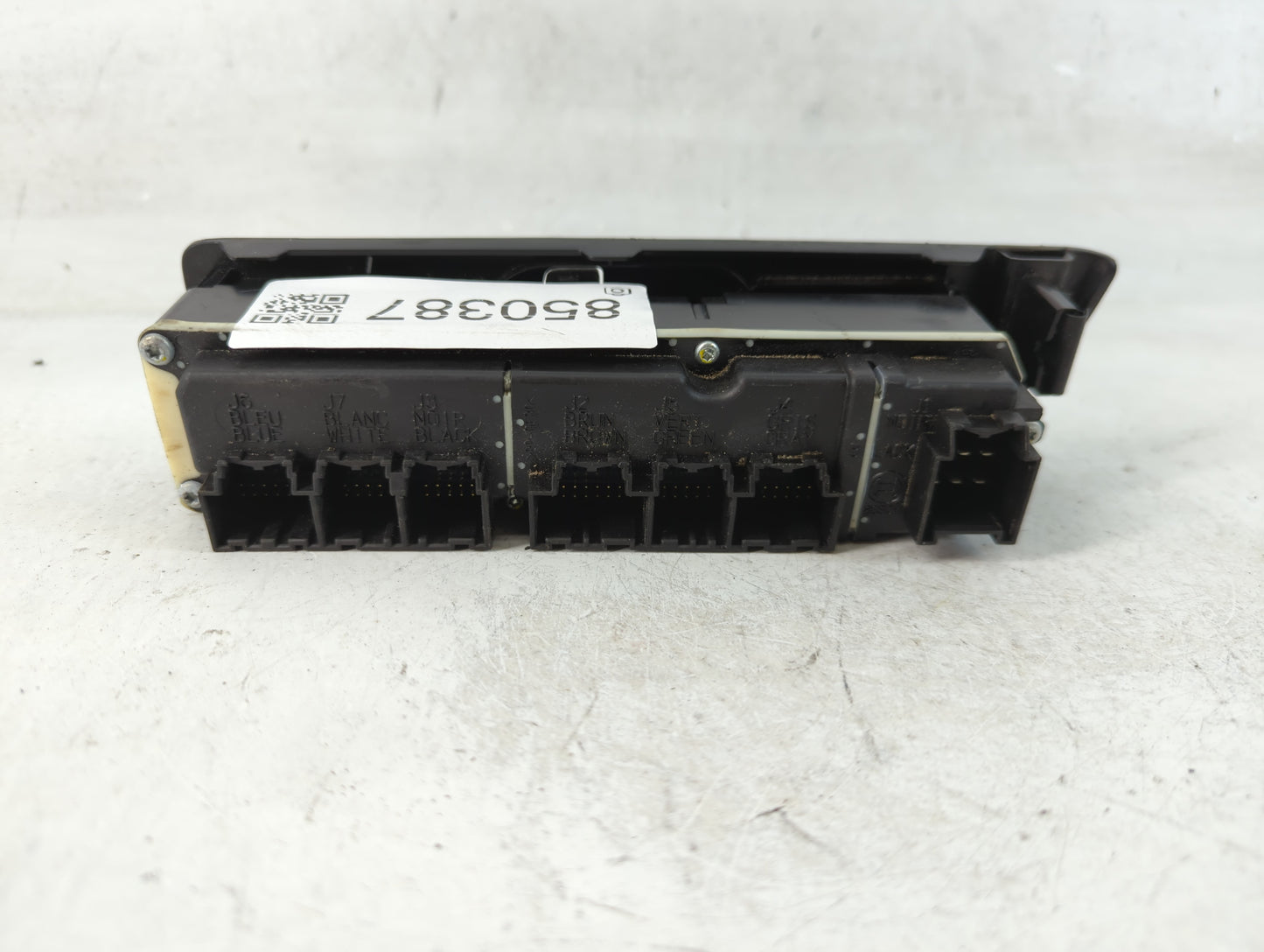 2014 Volkswagen Jetta Master Power Window Switch Replacement Driver Side Left P/N:F00HJ00985 Fits OEM Used Auto Parts - Oemu