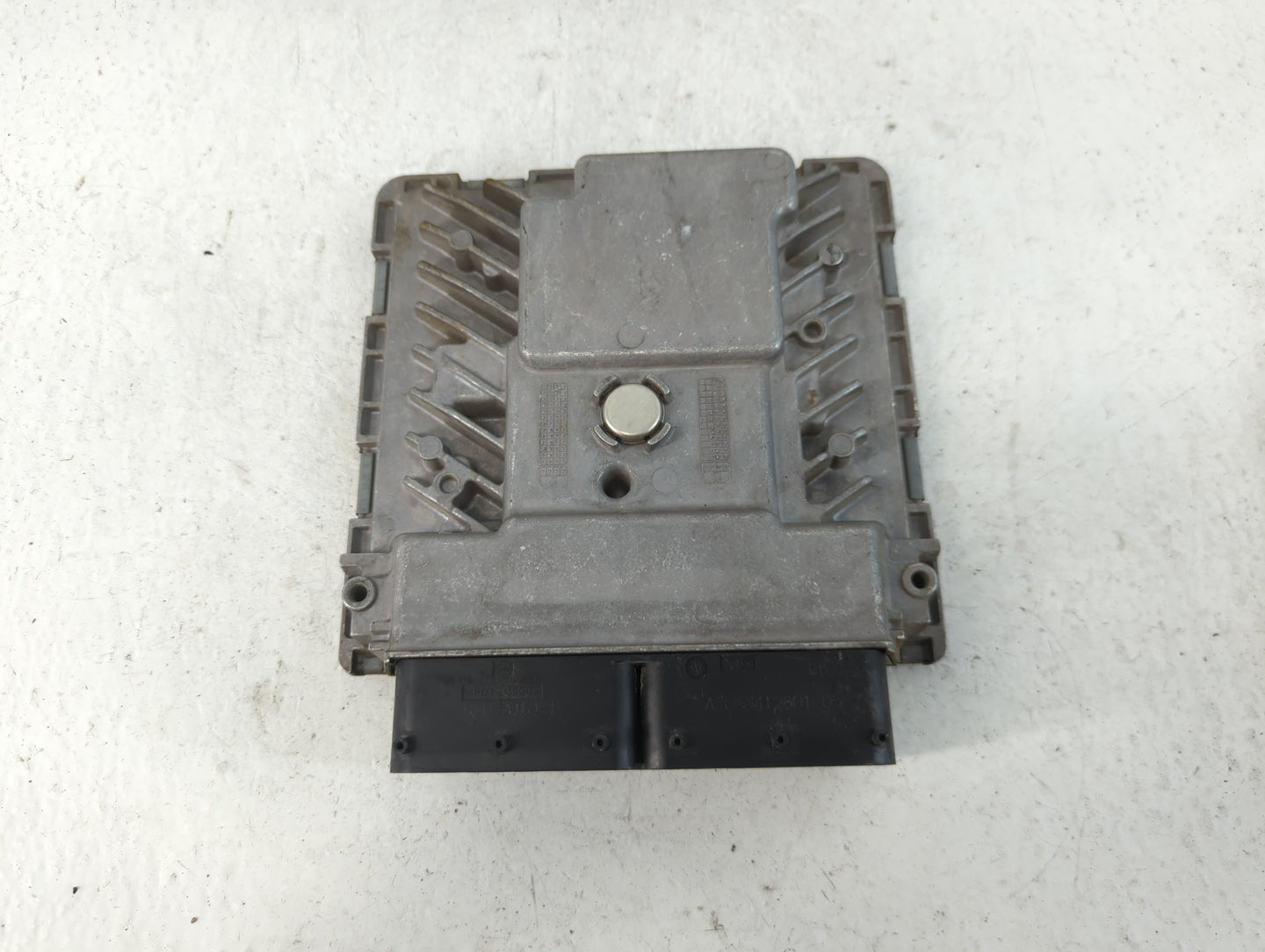 2014 Volkswagen Jetta PCM Engine Control Computer ECU ECM PCU OEM P/N:06K 906 070 F Fits OEM Used Auto Parts - Oemusedautopa