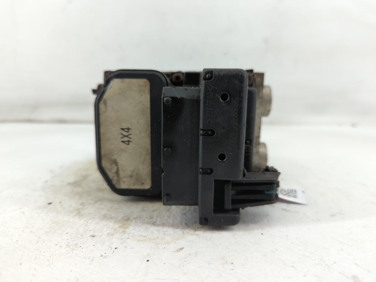 2014 Volkswagen Jetta Anti-Lock Brake ABS Pump Module Actuator OEM P/N:982 588 08604 3 Fits Fits 2013 2015 OEM Used Auto Par