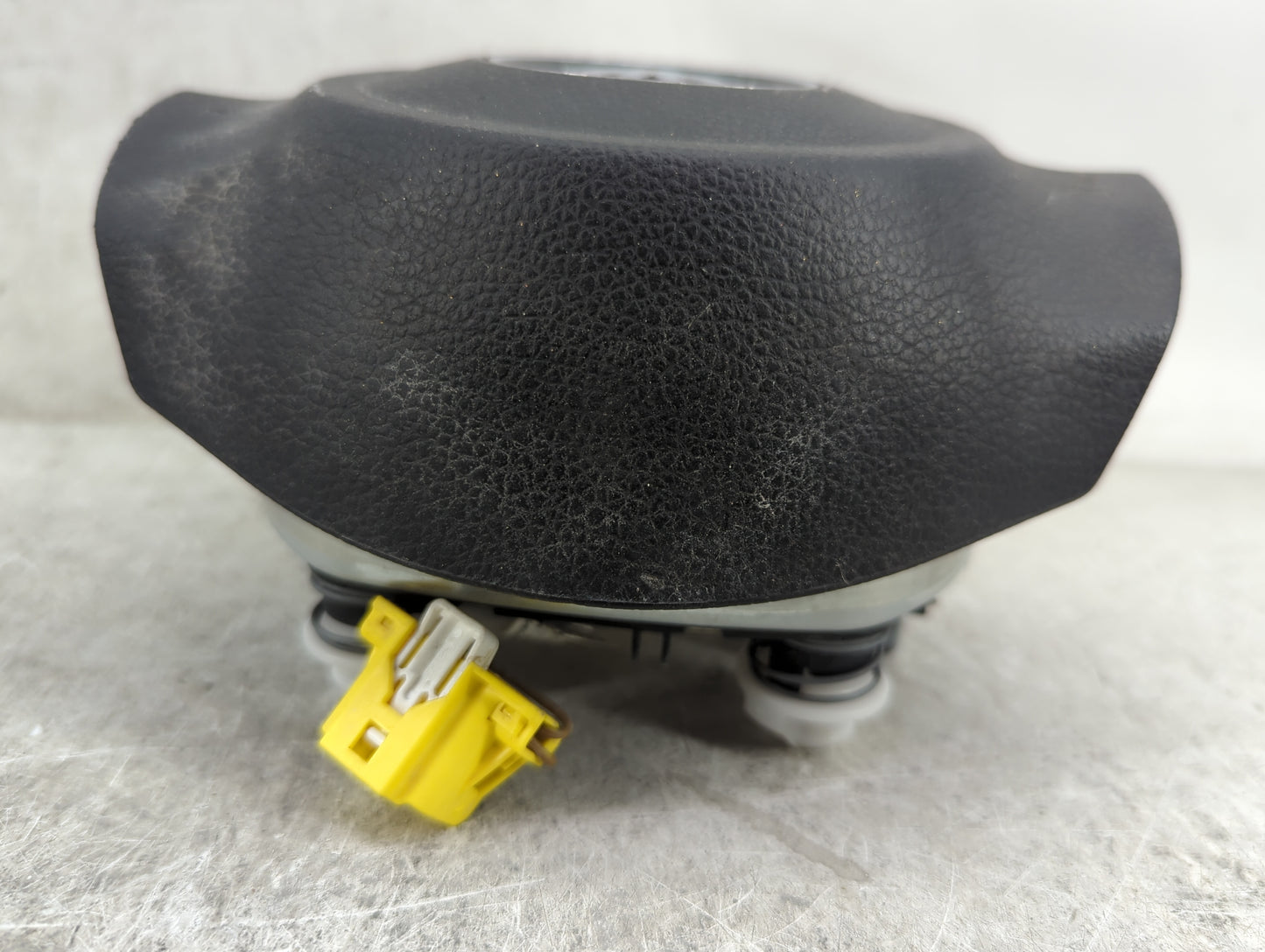 2014 Volkswagen Jetta Gli Air Bag Driver Left Steering Wheel Mounted - Oemusedautoparts1.com