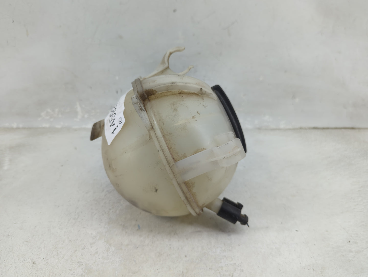 Volkswagen Jetta Gli Radiator Coolant Overflow Expansion Tank Bottle - Oemusedautoparts1.com