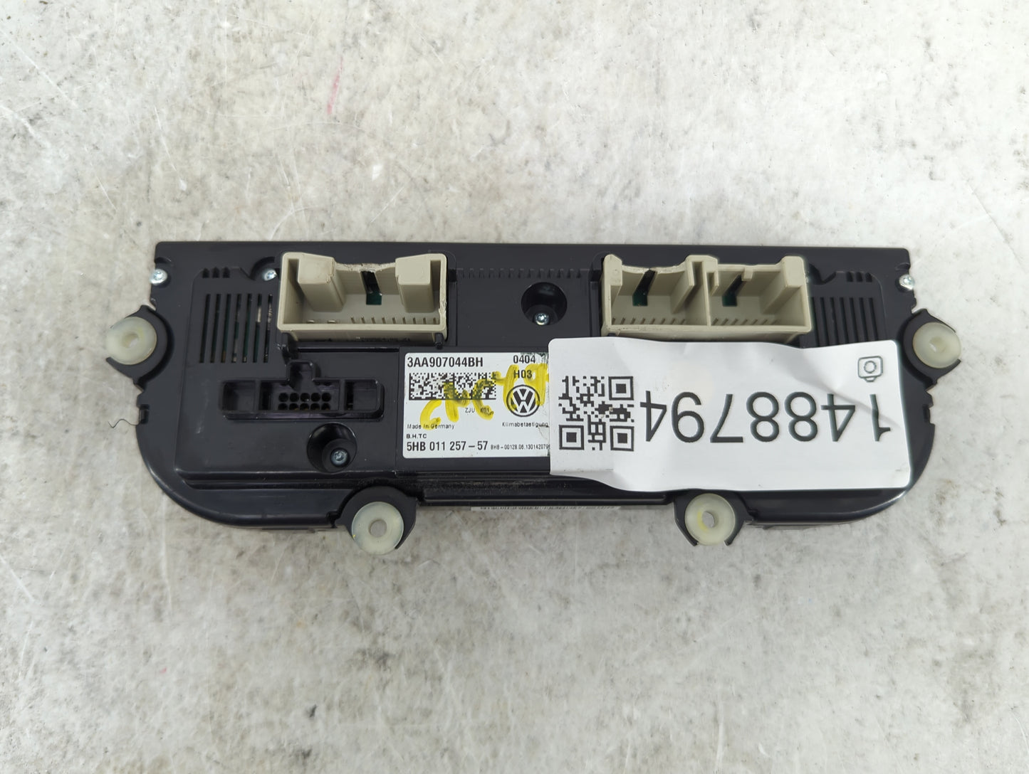 2014 Volkswagen Jetta Gli Climate Control Module Temperature AC/Heater Replacement P/N:3AA907044BH 5HB011257-57 Fits OEM Use