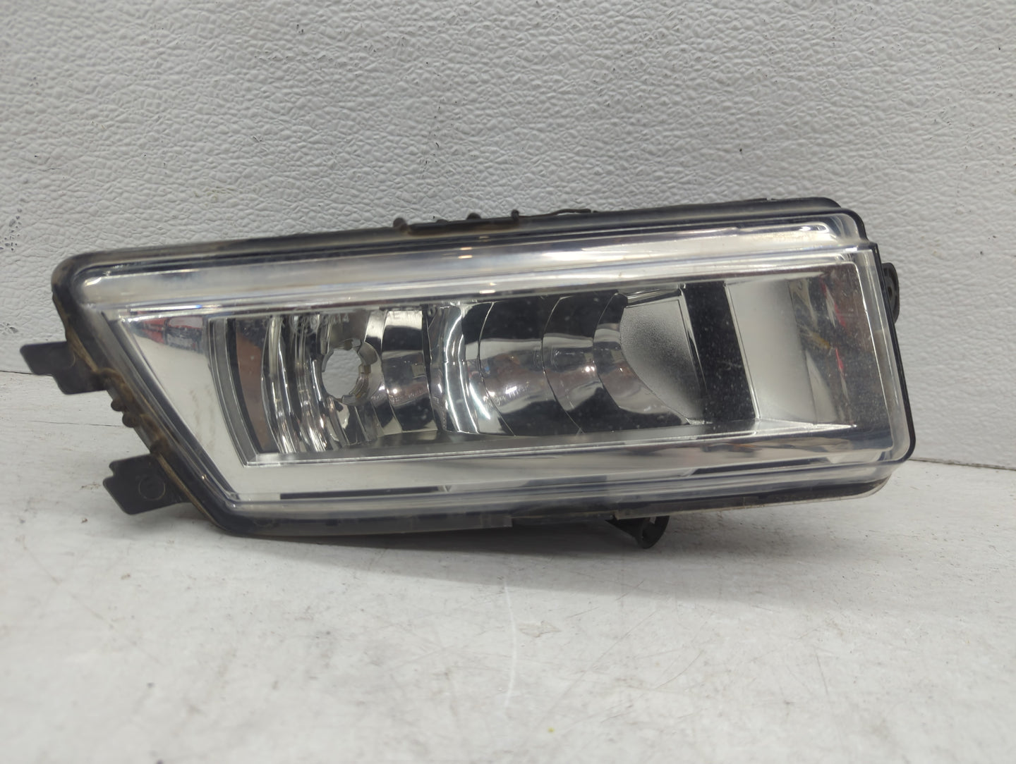 2012-2015 Volkswagen Passat Driver Left Oem Head Light Headlight Lamp - Oemusedautoparts1.com