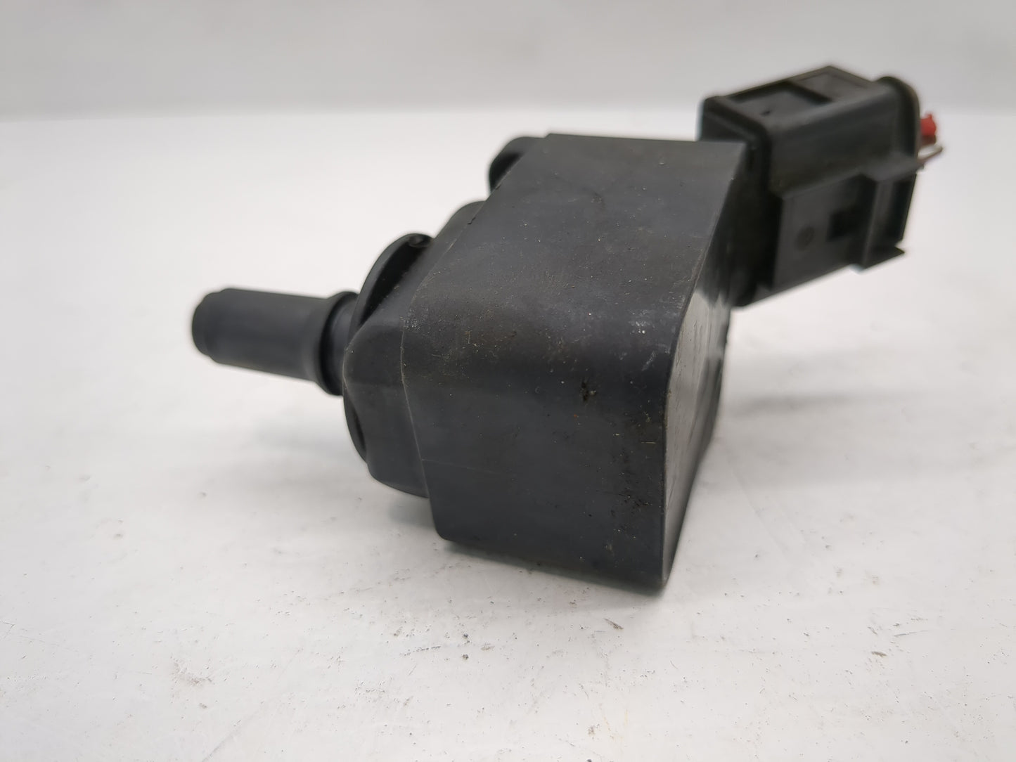 2014-2017 Volkswagen Passat Ignition Coil Igniter Pack - Oemusedautoparts1.com