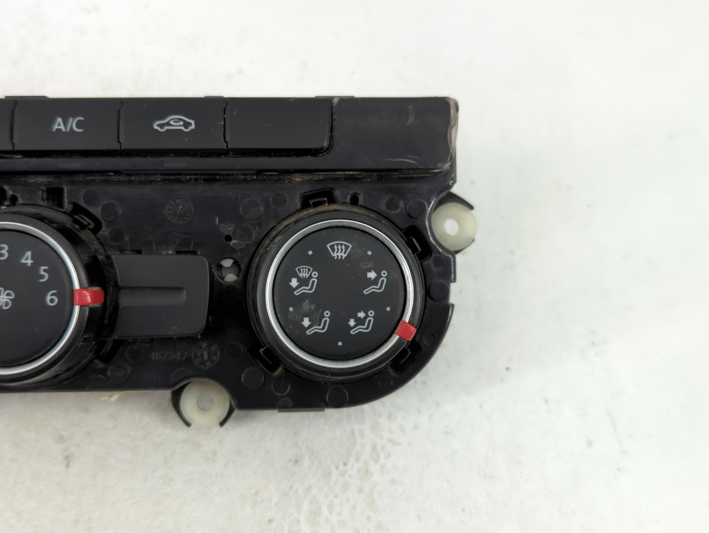 2013-2015 Volkswagen Passat Climate Control Module Temperature AC/Heater Replacement P/N:561 907 426 B Fits Fits 2013 2014 2