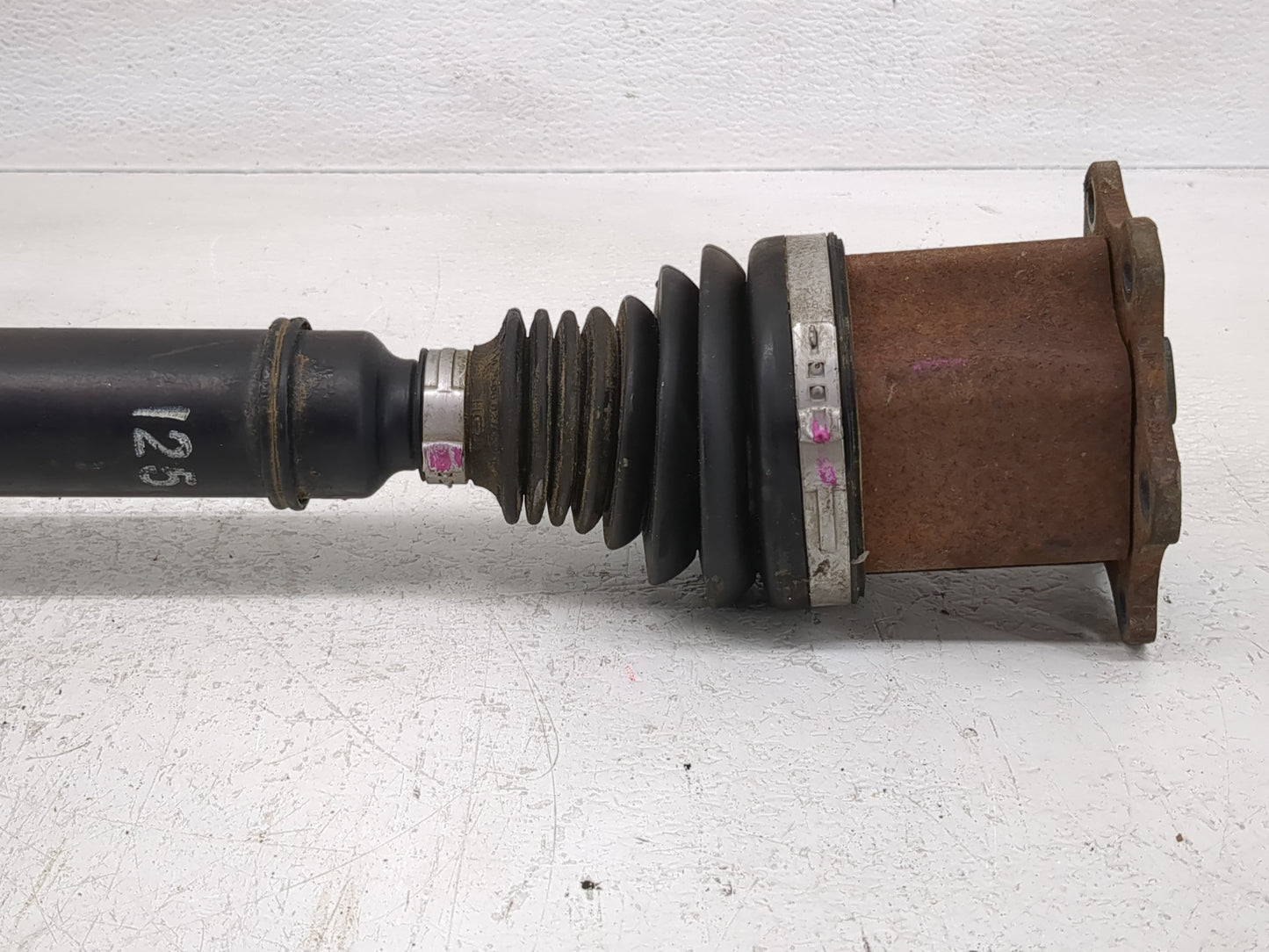 2012-2015 Volkswagen Passat Axle Shaft Front Passenger Cv C/v 1127664 - Oemusedautoparts1.com
