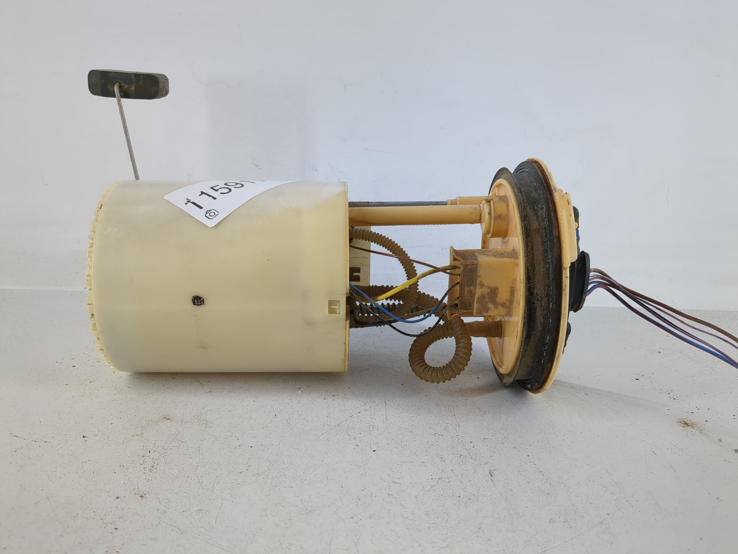 2012-2015 Volkswagen Passat Electrical Gas Fuel Pump Assembly - Oemusedautoparts1.com