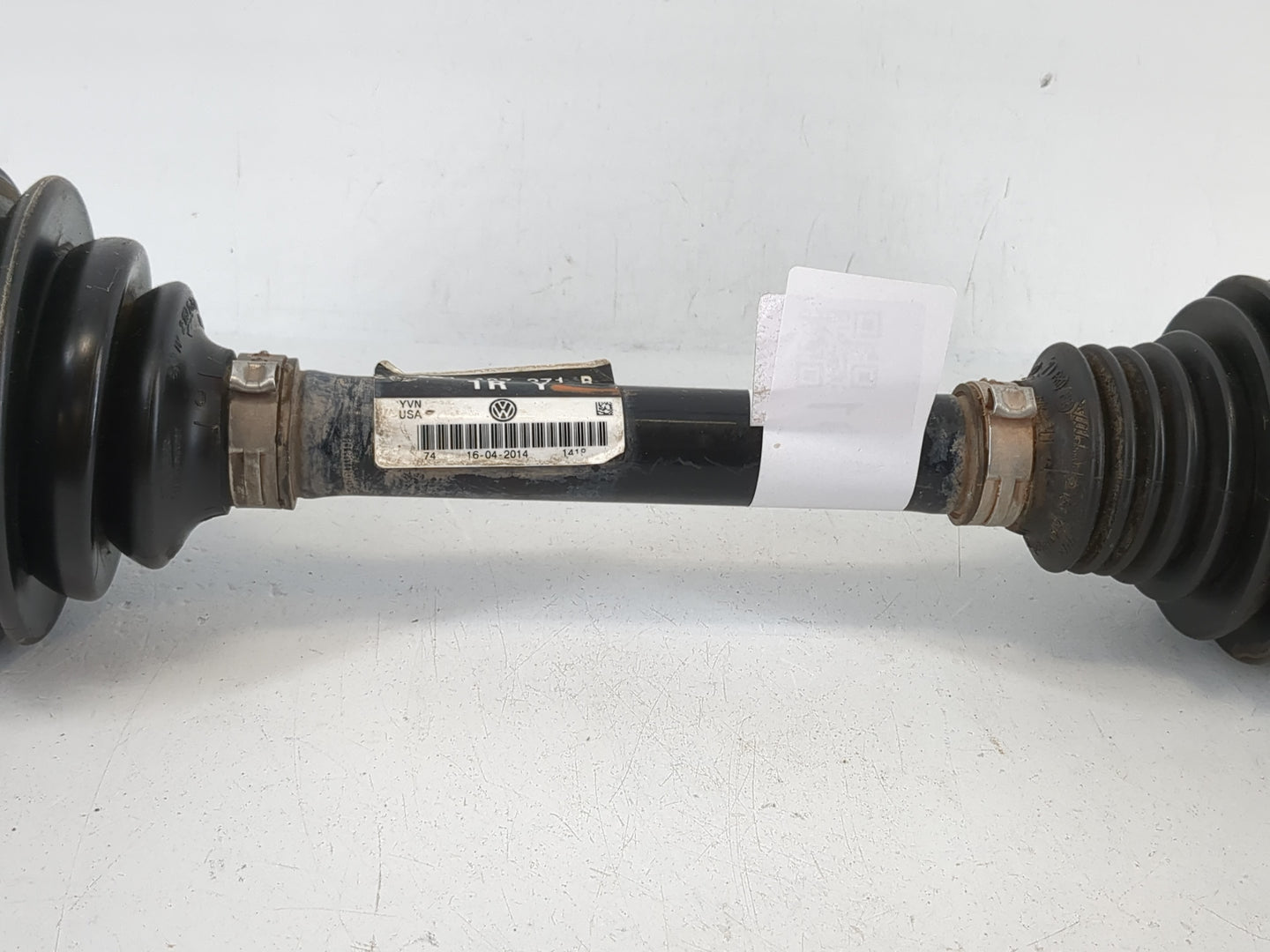 2012-2015 Volkswagen Passat Axle Shaft Front Driver Cv C/v - Oemusedautoparts1.com