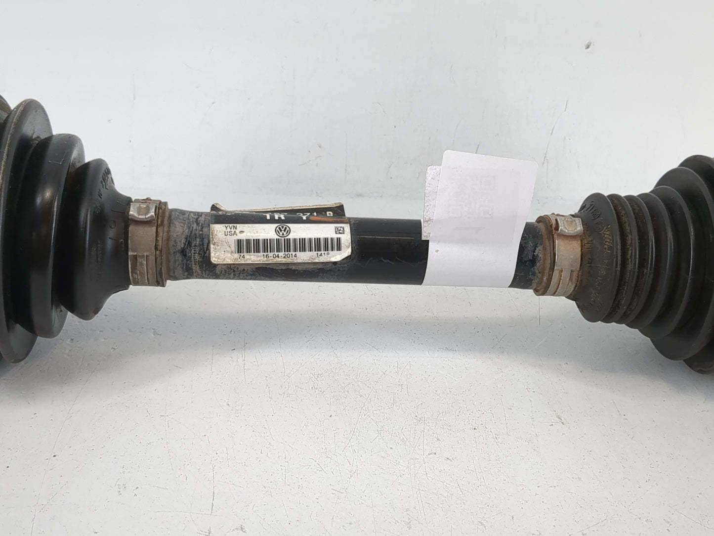 2012-2015 Volkswagen Passat Axle Shaft Front Driver Cv C/v - Oemusedautoparts1.com