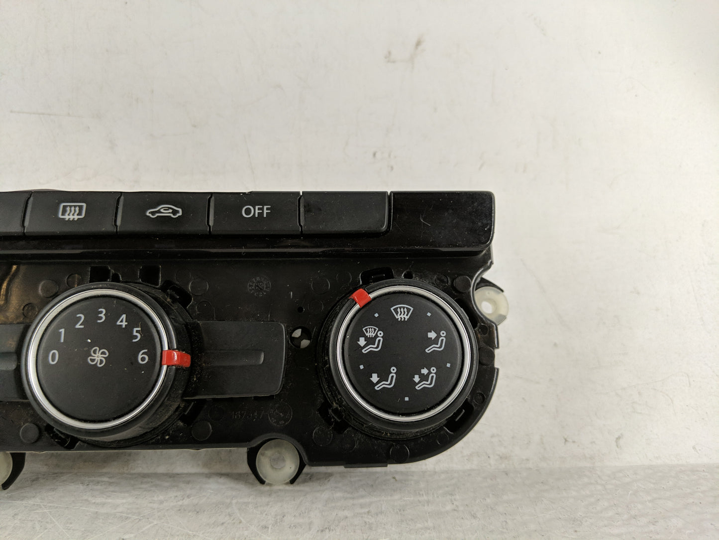 2013-2015 Volkswagen Passat Climate Control Module Temperature AC/Heater Replacement P/N:561 907 426 D Fits Fits 2013 2014 2