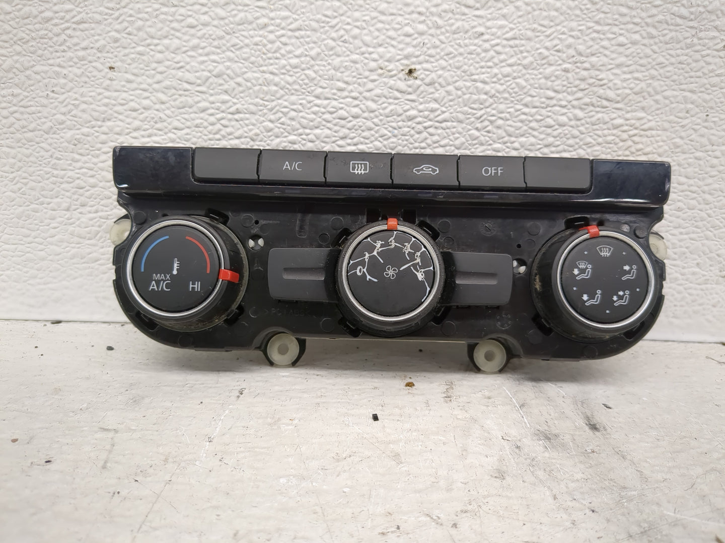 2013-2015 Volkswagen Passat Climate Control Module Temperature AC/Heater Replacement P/N:561 907 426 D Fits Fits 2013 2014 2