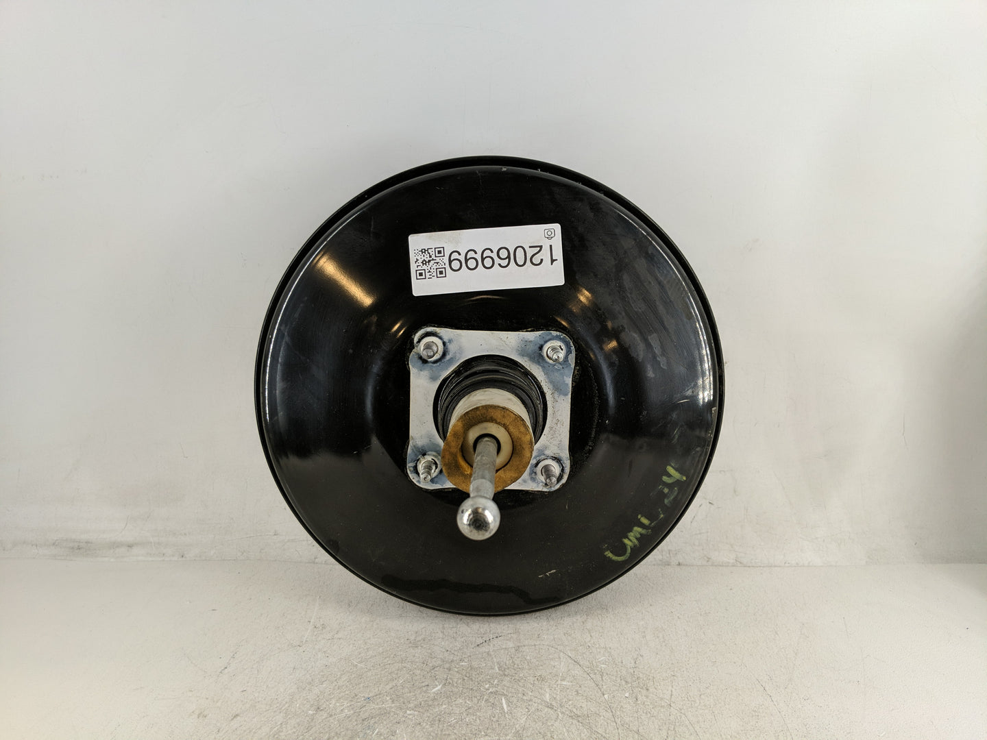 2013-2019 Volkswagen Passat Power Brake Booster Oem - Oemusedautoparts1.com