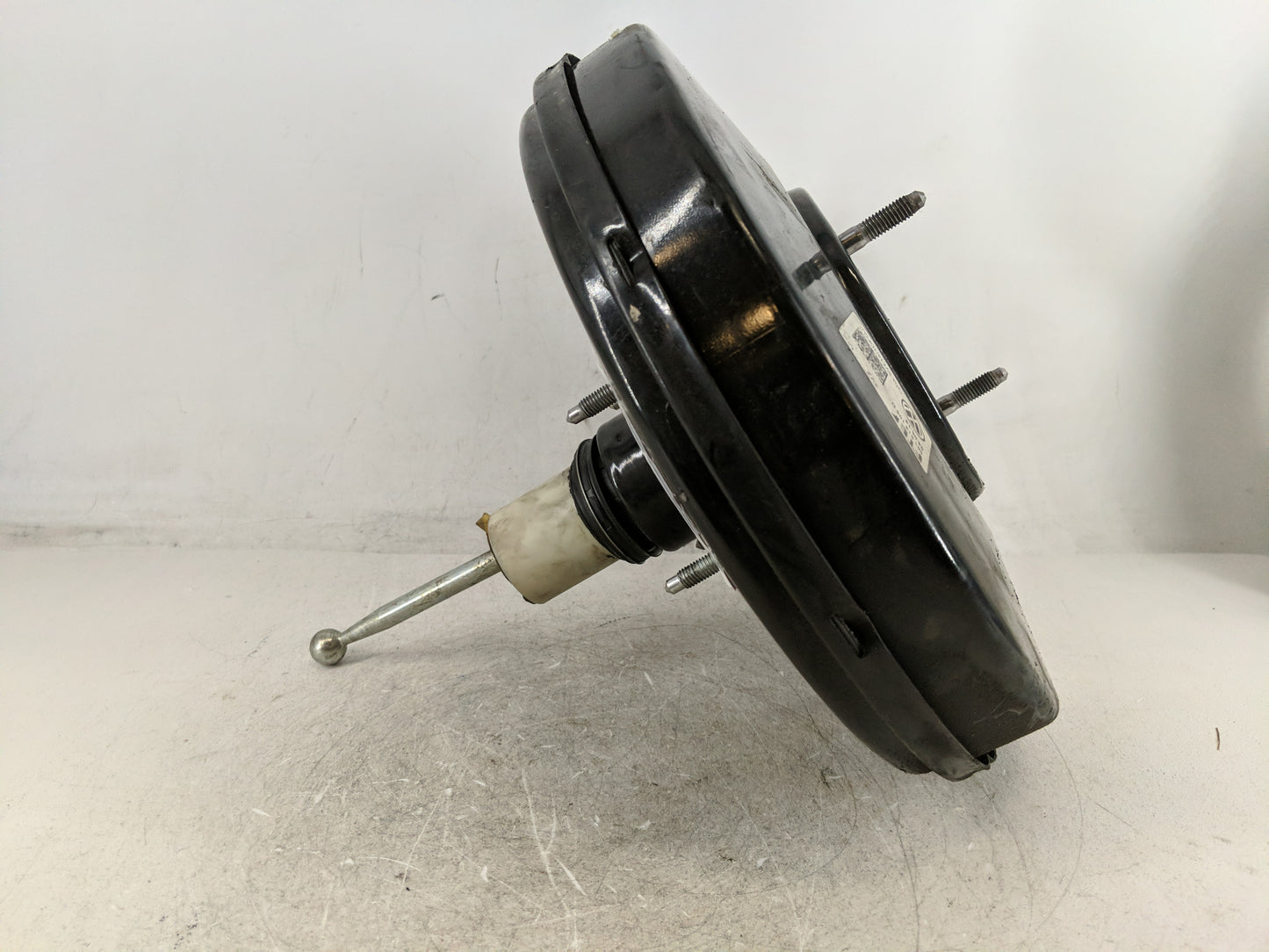 2013-2019 Volkswagen Passat Power Brake Booster Oem - Oemusedautoparts1.com
