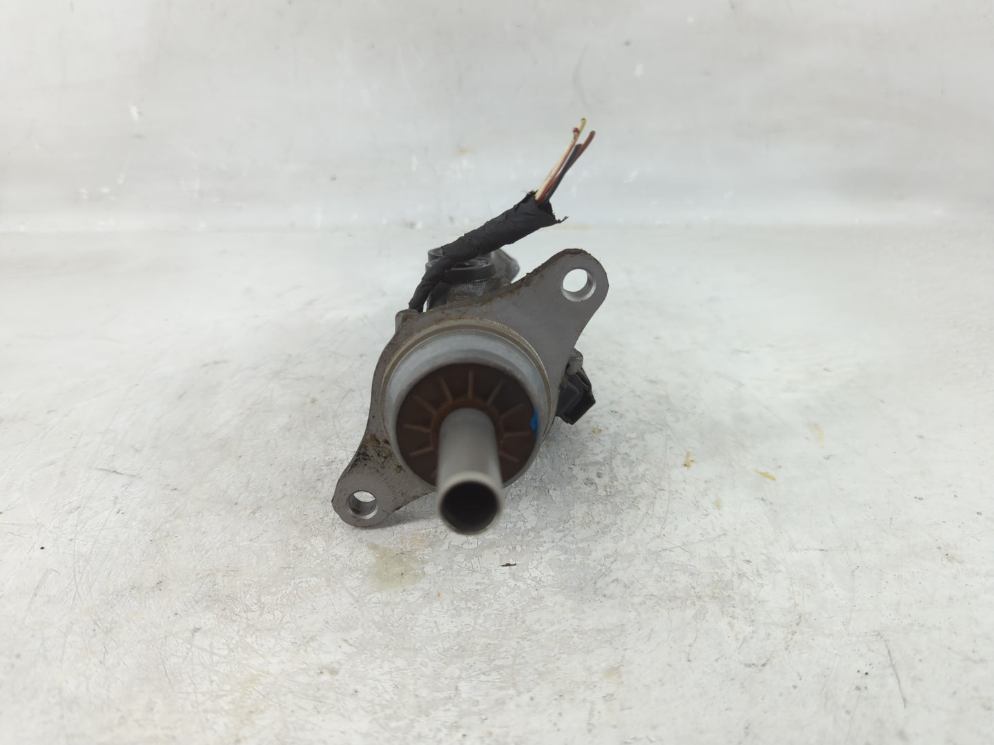 2013-2015 Volkswagen Passat Brake Master Cylinder - Oemusedautoparts1.com