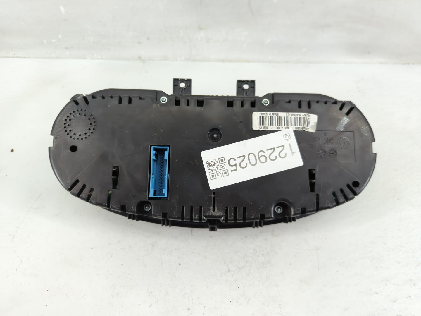 2013-2014 Volkswagen Passat Instrument Cluster Speedometer Gauges Fits Fits 2013 2014 OEM Used Auto Parts - Oemusedautoparts
