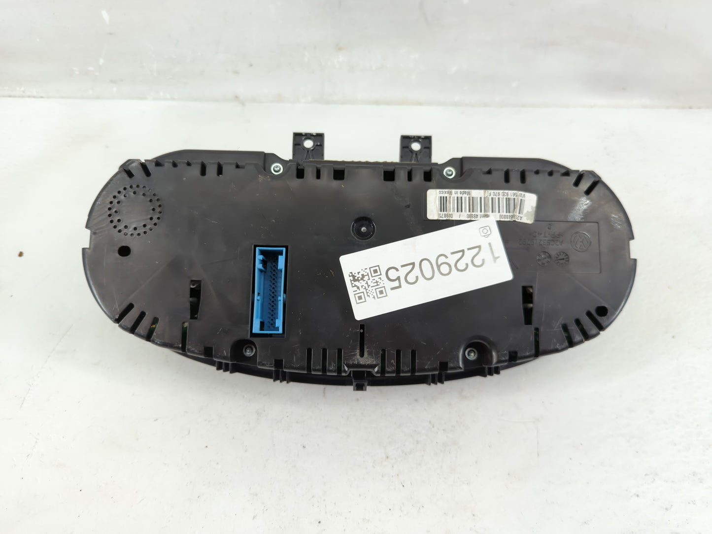 2013-2014 Volkswagen Passat Instrument Cluster Speedometer Gauges Fits Fits 2013 2014 OEM Used Auto Parts - Oemusedautoparts