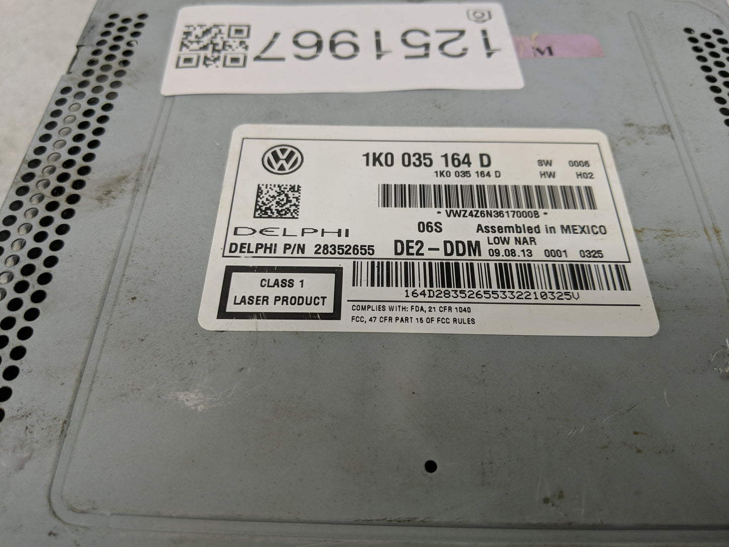 2013-2015 Volkswagen Passat Radio AM FM Cd Player Receiver Replacement P/N:1K0 035 164 D Fits Fits 2013 2014 2015 2016 2017 